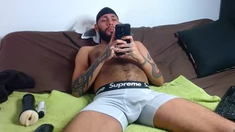 samir_music_ online show from March 9, 11:20 pm