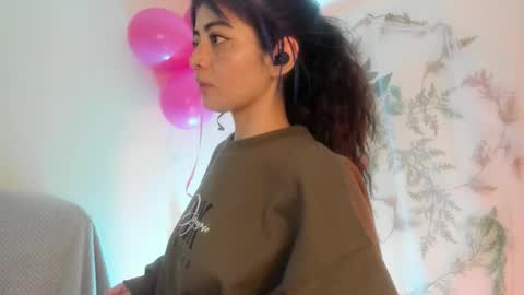   online show from December 15, 7:48 am