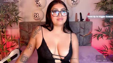 Sammy  online show from November 15, 10:33 pm