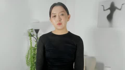 Mari online show from April 5, 2:41 am