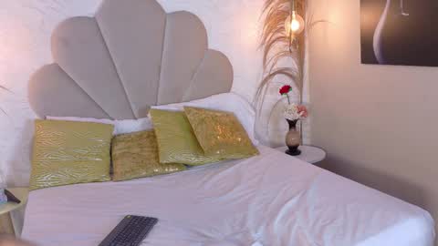 Samy  online show from February 28, 8:02 pm