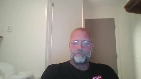 sandnesrune523 online show from September 24, 6:03 pm