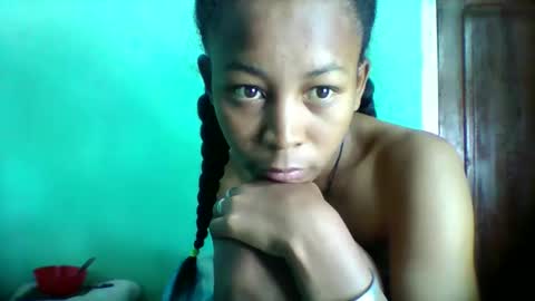 sandra1253099 online show from April 14, 8:28 am