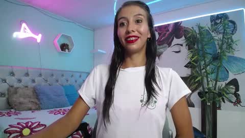 sandra  online show from April 1, 3:07 am