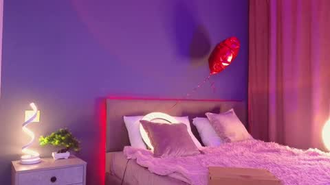 Sandy  online show from March 5, 1:21 am