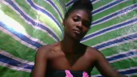 sandricaaa online show from April 4, 5:47 am