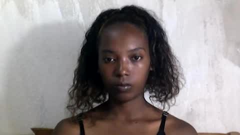 sandrine718 online show from April 10, 7:46 am