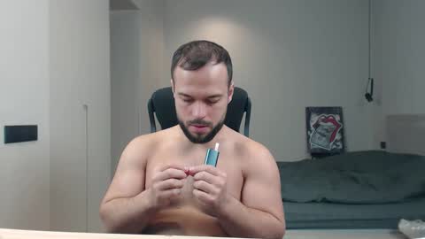 DeAlex online show from April 19, 9:54 am