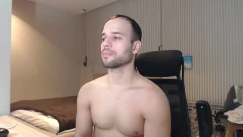 DeAlex online show from March 10, 11:45 am