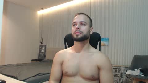 DeAlex online show from November 4, 11:00 am