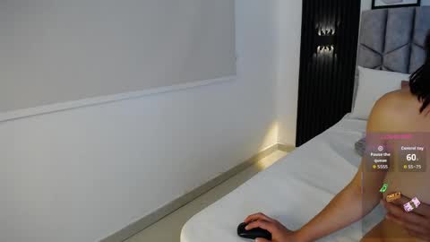 Sansa Stark online show from March 31, 10:43 pm