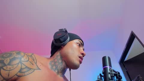 Santi Ferrer online show from November 8, 7:11 am