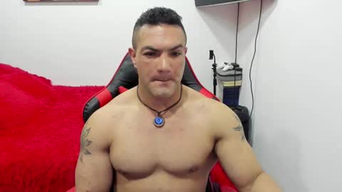 santi_pastori online show from September 25, 6:37 pm