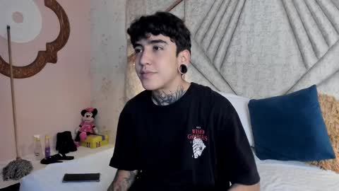 SantiAbader online show from November 12, 12:29 pm