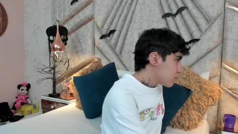 SantiAbader online show from November 11, 12:18 pm