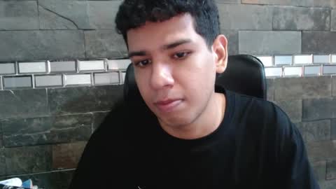 santi online show from November 29, 9:11 pm