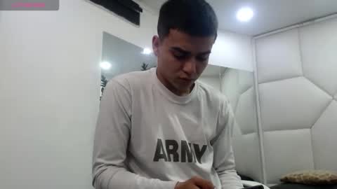 SanttiiBuck online show from February 25, 12:09 pm