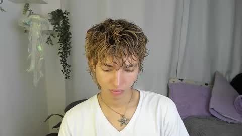 kitty online show from October 17, 2:37 am