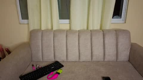 saorisworld online show from April 13, 12:04 am