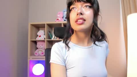 saphyralux online show from June 1, 9:16 pm