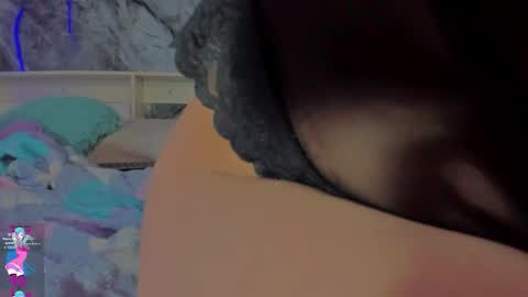 sara allenx online show from November 24, 7:34 pm