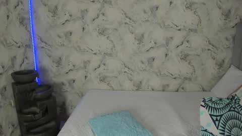 sara online show from December 2, 12:45 am