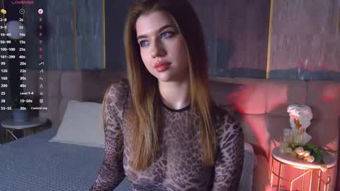 Sara online show from March 29, 4:30 pm