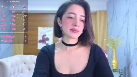 Sara  online show from July 22, 2:08 pm