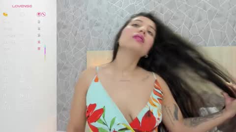 Sara online show from March 23, 11:04 am