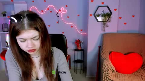 Sara online show from March 28, 10:05 am