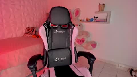 Sara  online show from October 13, 10:01 pm