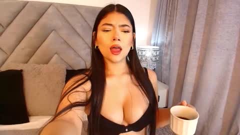 sara_owens7 online show from January 12, 1:34 am