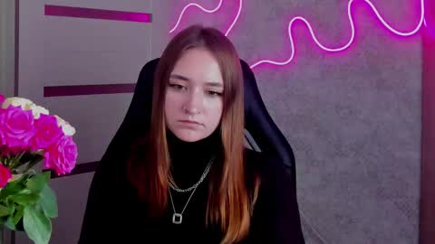 Snapshot of sara_rossse chatting on October 9, 7:41 pm Sara online show from October 9, 7:41 pm