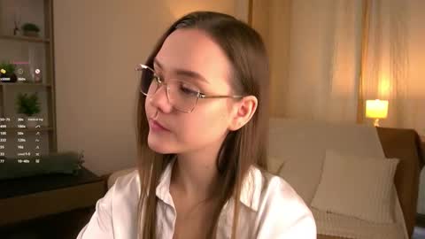 Im Sara  online show from February 7, 8:06 am