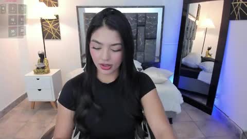saraa_stormy online show from May 7, 2:57 pm