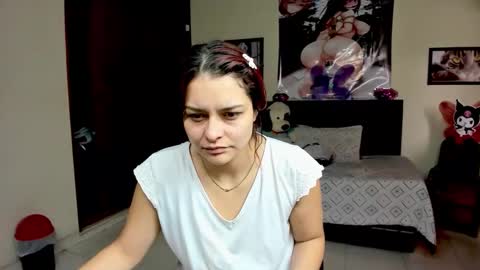 Alahia and Marilyn online show from February 23, 1:57 pm