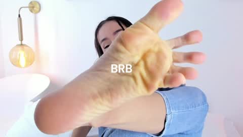 Snapshot of saraarchbould chatting on February 6, 8:34 pm Sara online show from February 6, 8:34 pm