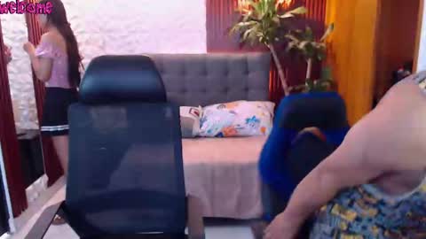 saraclub online show from March 3, 8:11 pm