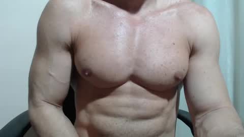 saradorj92 online show from March 22, 1:20 am