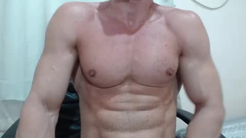 saradorj92 online show from October 27, 5:07 am