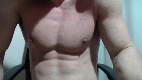 saradorj92 online show from March 16, 4:04 am