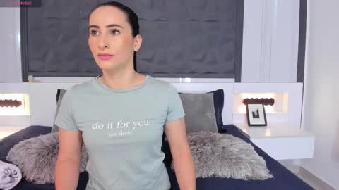 Snapshot of saragomez_1 chatting on March 11, 1:34 pm  Sara Gomez  online show from March 11, 1:34 pm