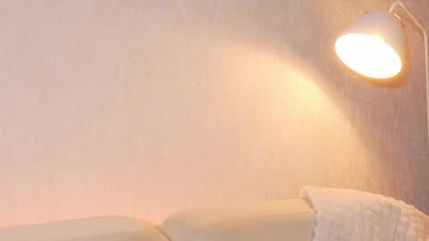       online show from October 28, 10:22 pm