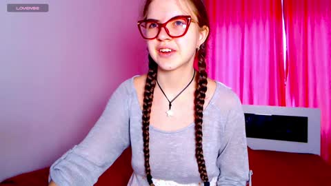 Sarah online show from December 11, 5:10 am