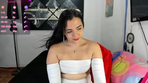 Snapshot of sarahjey chatting on March 9, 8:42 pm  SARAHJEY     online show from March 9, 8:42 pm