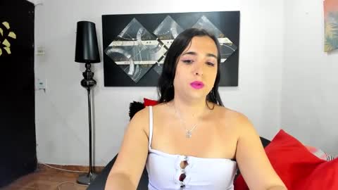 Snapshot of sarahjey chatting on February 20, 11:32 pm  SARAHJEY     online show from February 20, 11:32 pm