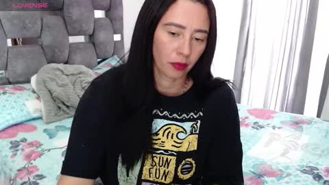 Snapshot of sarahott_1 chatting on September 28, 8:07 pm Lia online show from September 28, 8:07 pm