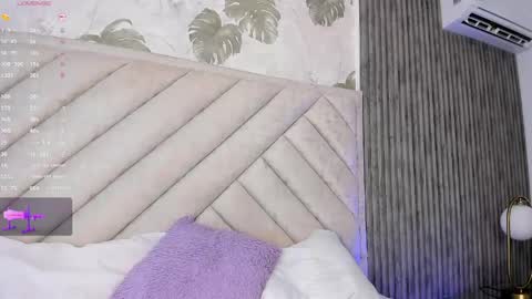 Sara online show from April 19, 5:41 am