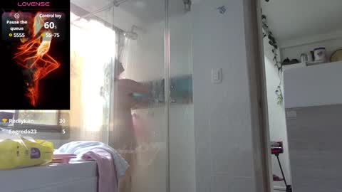 sara martinez online show from February 7, 7:06 pm