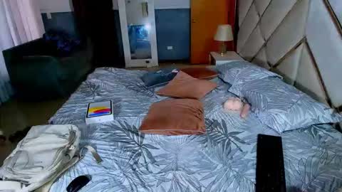 Sara Rivera online show from March 21, 2:44 pm